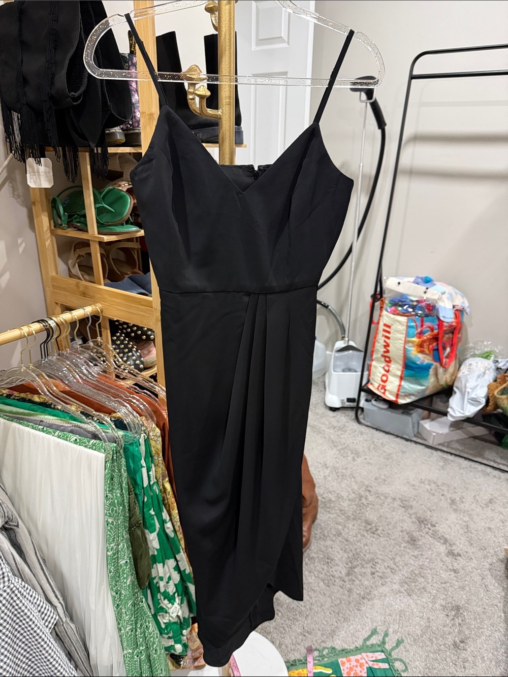 Nwt Lulu's Black Midi Dress with Draped Front - Picture 4 of 4